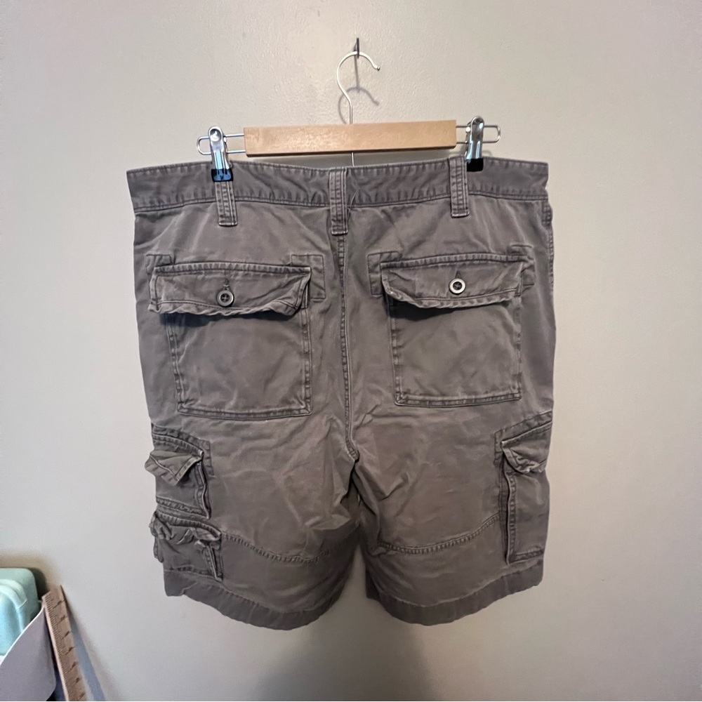 Men's Cargo Shorts in gray cotton blend durable fabric and stitching - Picture 2 of 7